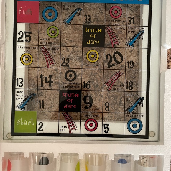 Shots & Ladders Drinking Board Game - Picture 2 of 3